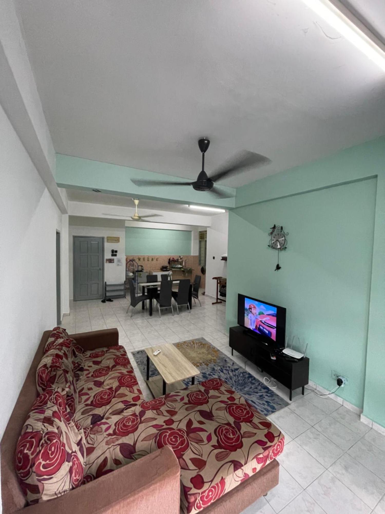 Blissful Breeze 4 Rooms & Netflix By Ezyroom Melaka Ayer Keroh Extérieur photo